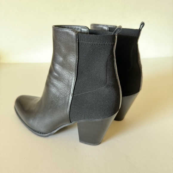 Stuart Weitzman Black Leather Other Half Ankle Boots Size 6M - Picture 6 of 10